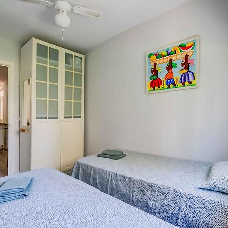 Apartamento renovado, tu escapada de vacaciones ideal Fuengirola Exterior foto