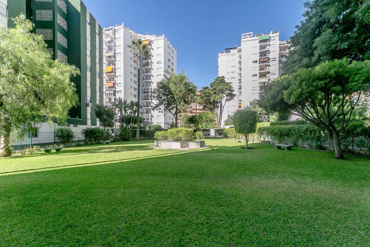 Apartamento renovado, tu escapada de vacaciones ideal Fuengirola Exterior foto