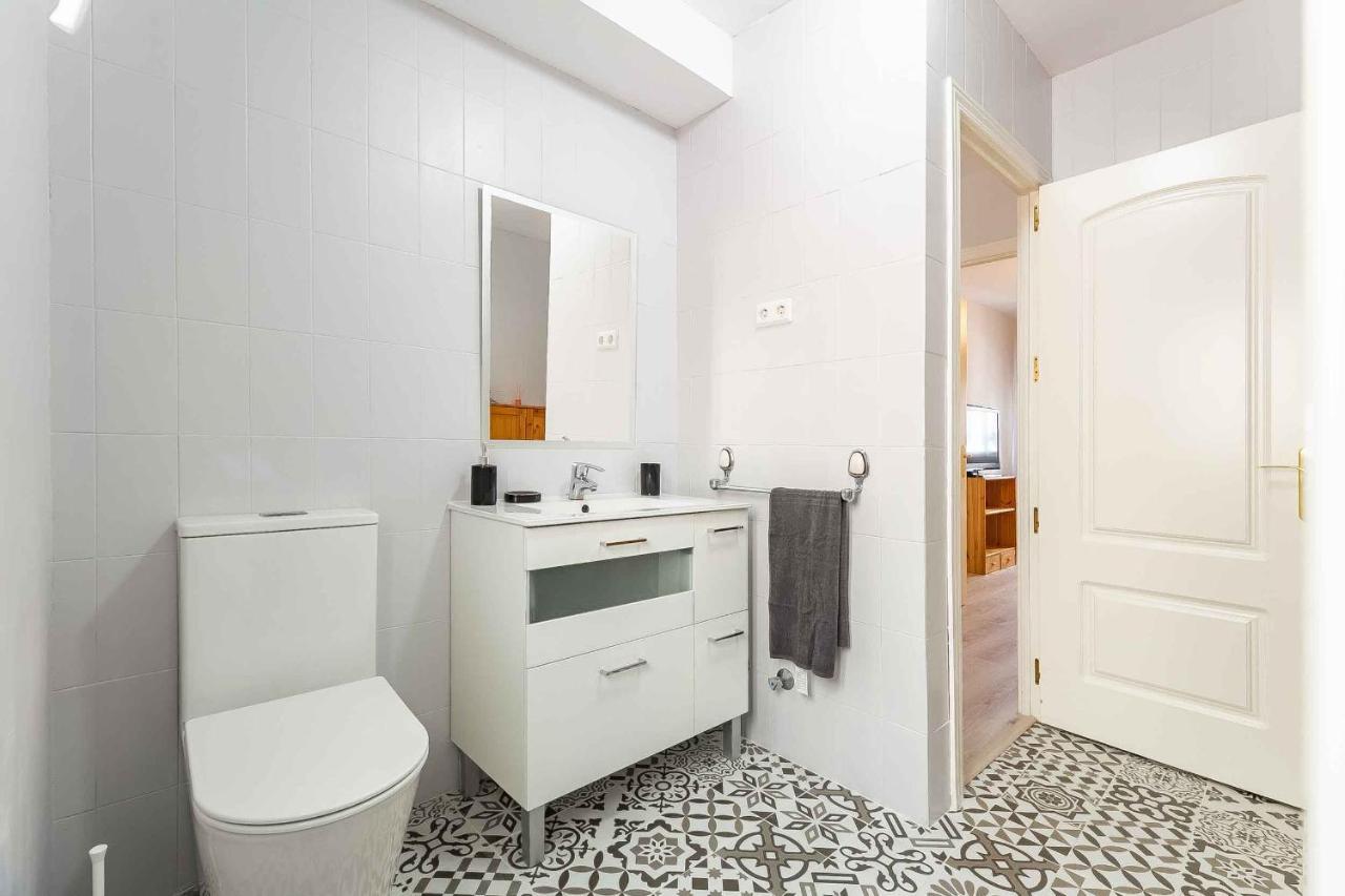 Apartamento renovado, tu escapada de vacaciones ideal Fuengirola Exterior foto