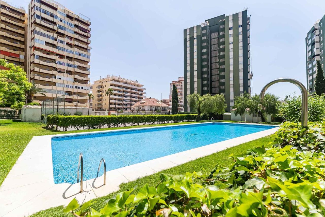 Apartamento renovado, tu escapada de vacaciones ideal Fuengirola Exterior foto